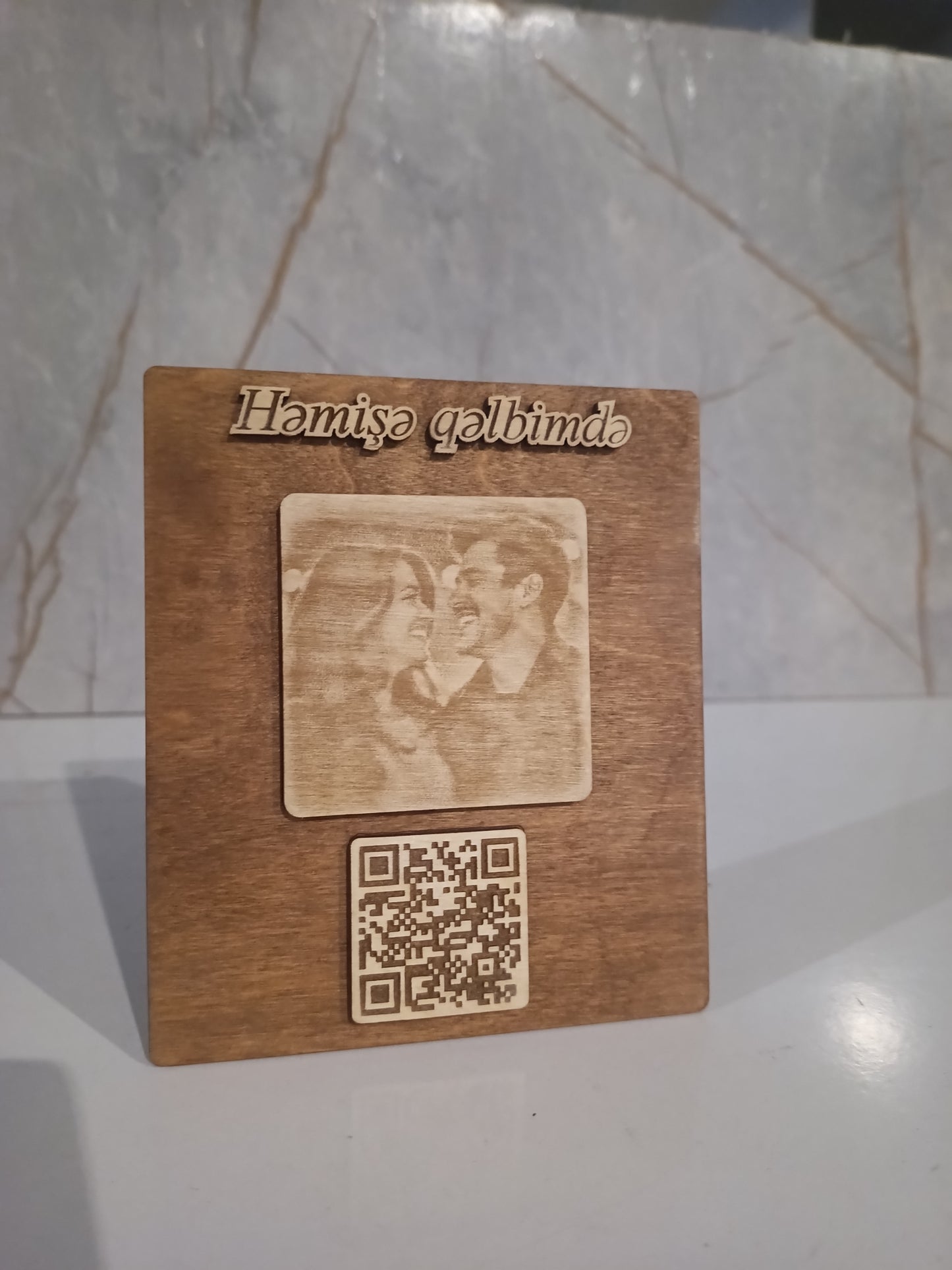 QR kodlu xatirə çərçivəsi ❤️